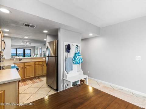 3901 Dixie Highway #301, Palm Bay FL - photo 14 of 48