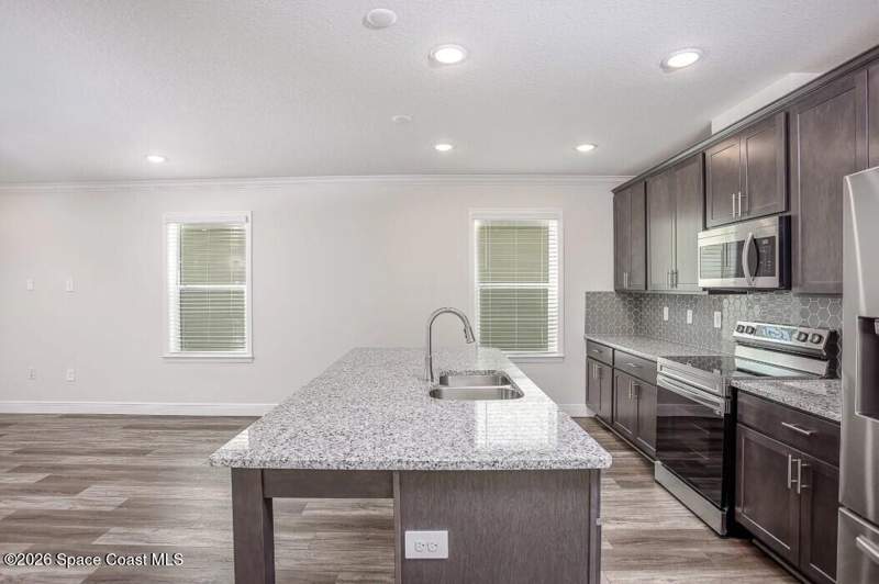 4 bedroom Single Family Residence at 5134 Madras Drive, Malabar Springs Phase I, Palm Bay — photo 4