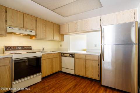 2935 Thrush Drive #237, Melbourne FL - photo 9 of 28