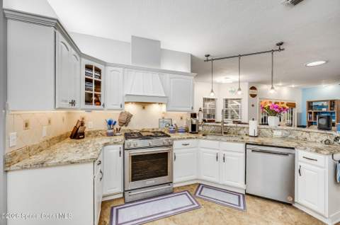 3910 Wateroak Way, Titusville FL - photo 7 of 60