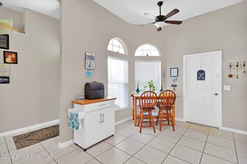 3 bedroom Single Family Residence at 2101 Chinaberry Circle, Fairway Isles at Bayside Lakes Phase 2, Palm Bay — photo 3