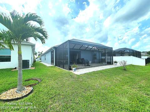 731 Corbin Circle, Palm Bay FL - photo 7 of 37