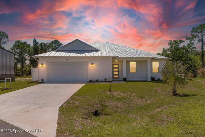 4 bedroom Single Family Residence at 290 Dobbins Road, Port Malabar Unit 39, Palm Bay — photo 1