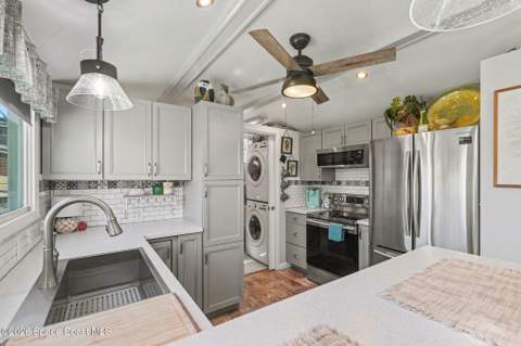 35 Sunset Drive, Titusville FL - photo 9 of 20