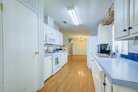 189 Woodsmill Boulevard, Cocoa FL - photo 12 of 43