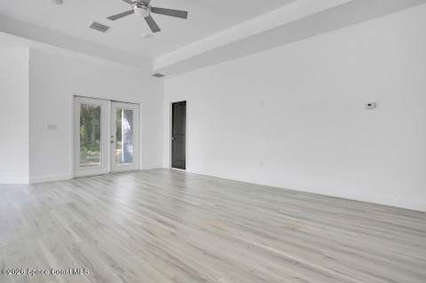 2498 Mitchell Avenue, Mims FL - photo 6 of 31