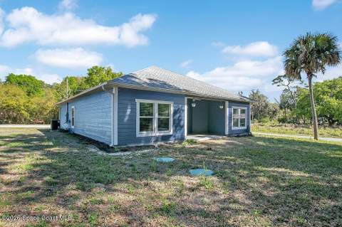 2498 Mitchell Avenue, Mims FL - photo 24 of 31