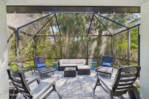 1577 Colebrook Circle, Palm Bay FL - photo 6 of 73
