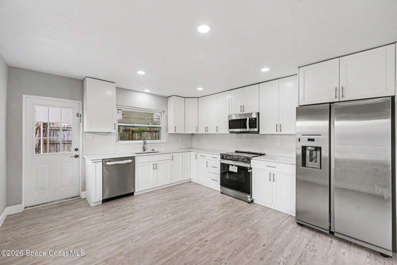 3 bedroom Single Family Residence at 300 Norwood Street, Rosedale Subd, Merritt Island — photo 3