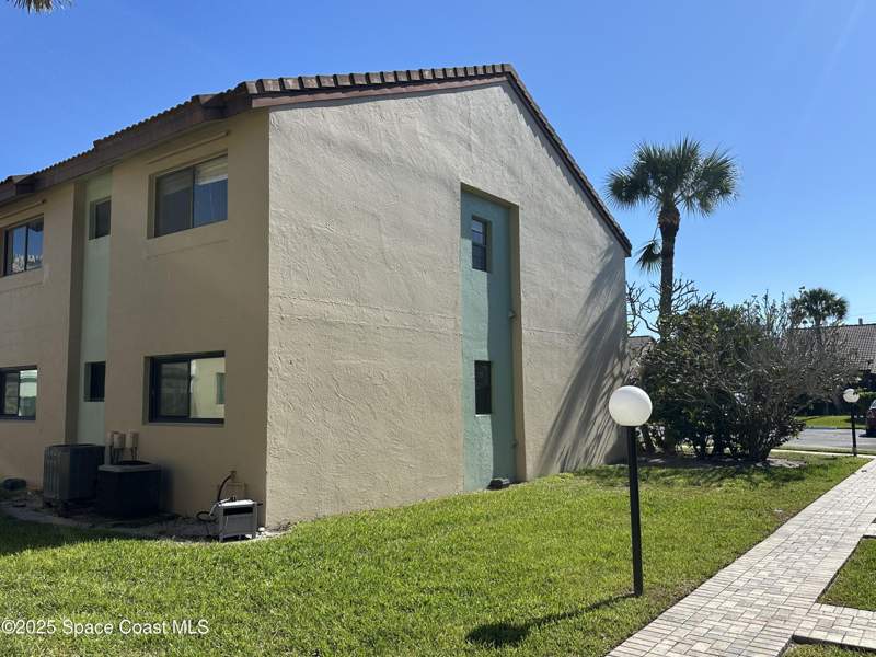 2 bedroom Condominium at 1145 N Shannon Avenue #16, Indialantic Villas Condo, Indialantic — photo 5
