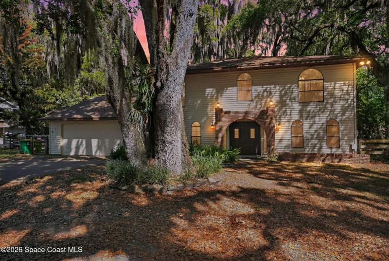 4 bedroom Single Family Residence at 3380 Lionel Road, Mims, Mims — photo 3