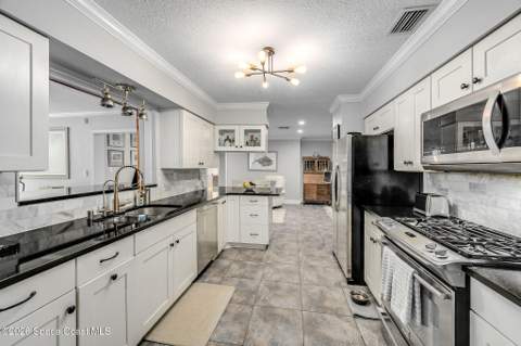 105 Briarwood Lane, Cocoa FL - photo 11 of 61