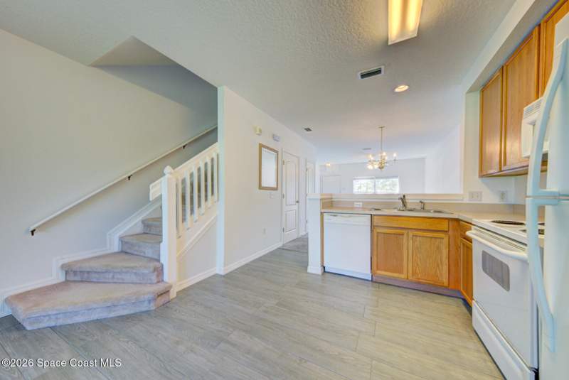 2 bedroom Townhouse at 1322 Hampton Park Lane, Hampton Park Phase 3, Melbourne — photo 5