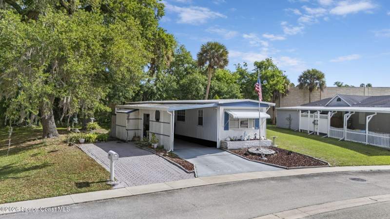 2 bedroom Manufactured Home at 268 Holiday Park Boulevard, Port Malabar Holiday Park Unit 1 1st Replat, Palm Bay — photo 4