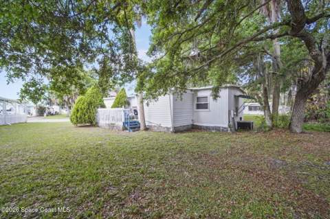 268 Holiday Park Boulevard, Palm Bay FL - photo 8 of 33