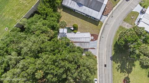 268 Holiday Park Boulevard, Palm Bay FL - photo 9 of 33
