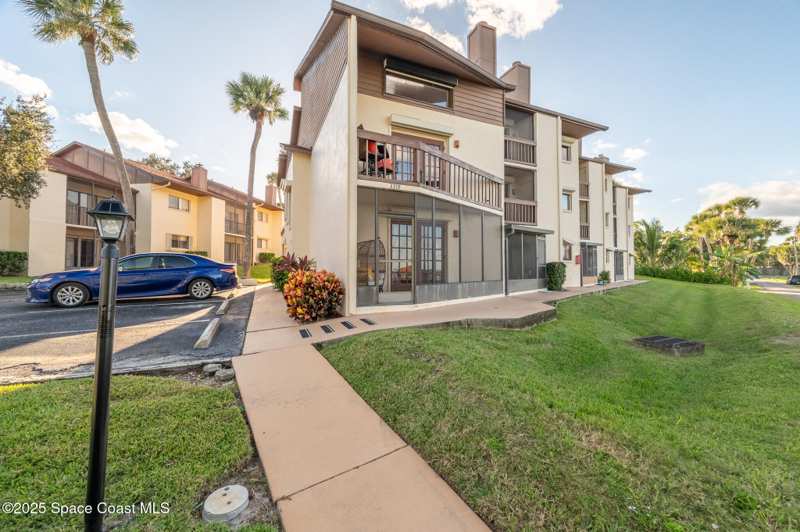 2 bedroom Townhouse at 3319 Kirkland Road, Castaway Shores Condo Ph II, Palm Bay — photo 1
