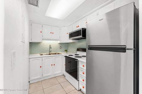 425 Harrison Avenue #1-2, Cape Canaveral FL - photo 11 of 41