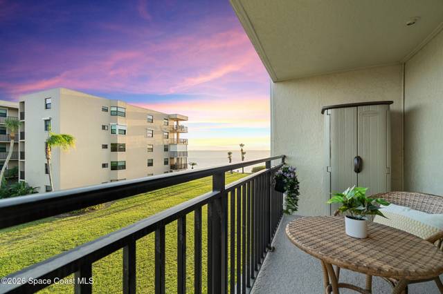 200 International Drive #815