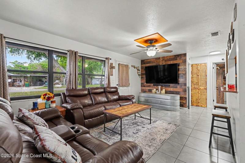 2 bedroom Single Family Residence at 1775 Hallum Avenue, Kay Lynn Hgts, Titusville — photo 2