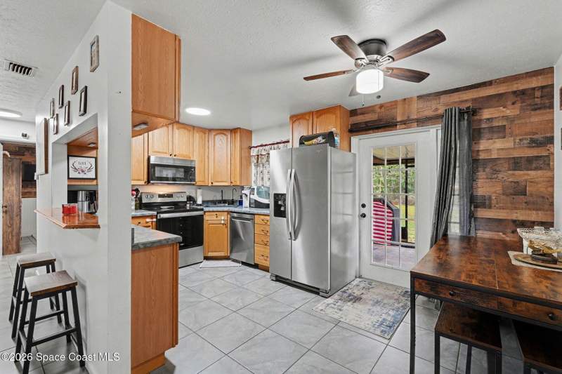 2 bedroom Single Family Residence at 1775 Hallum Avenue, Kay Lynn Hgts, Titusville — photo 3