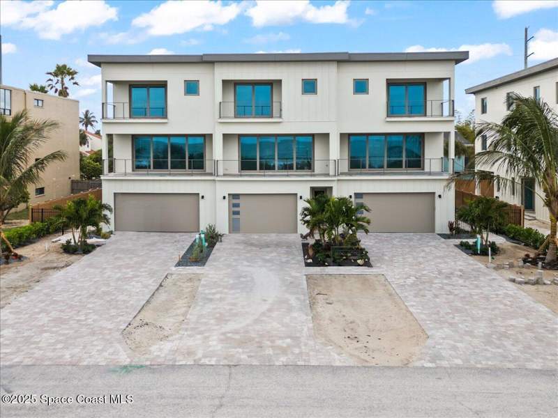 4 bedroom Townhouse at 1006 Wave Crest Avenue, Indialantic By The Sea, Indialantic — photo 3