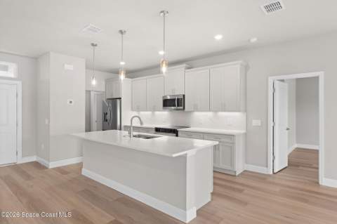 770 Talmadge Avenue, Palm Bay FL - photo 10 of 37