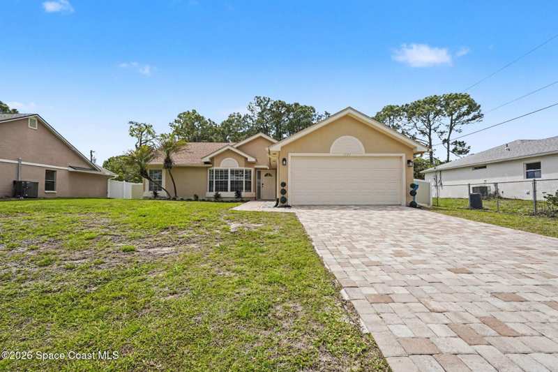 3 bedroom Single Family Residence at 1224 Helias Street, Port Malabar Unit 42, Palm Bay — photo 1