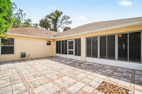 835 Rebus Avenue, Palm Bay FL - photo 6 of 28