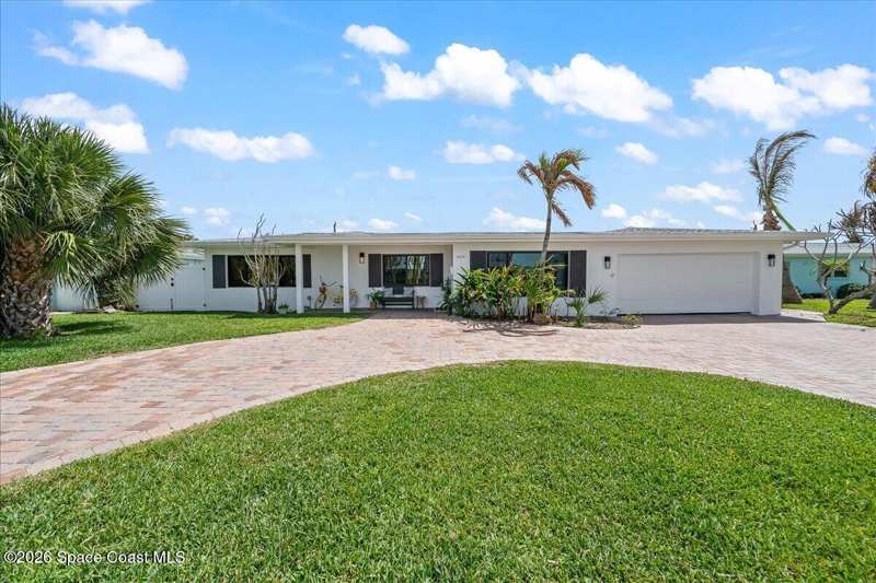 4 bedroom Single Family Residence at 655 Kenwood Court, Satellite Beach Isles, Satellite Beach — photo 1