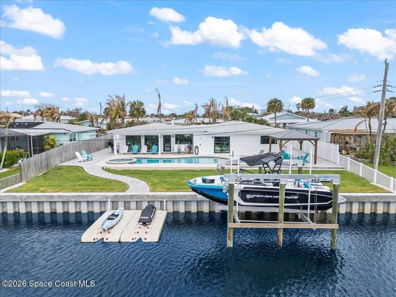 4 bedroom Single Family Residence at 655 Kenwood Court, Satellite Beach Isles, Satellite Beach — photo 4