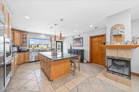 655 Kenwood Court, Satellite Beach FL - photo 16 of 72