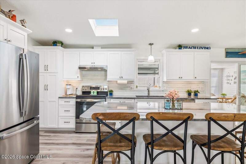 4 bedroom Manufactured Home at 487 N Marlin Circle, Barefoot Bay Unit 1, Barefoot Bay — photo 5