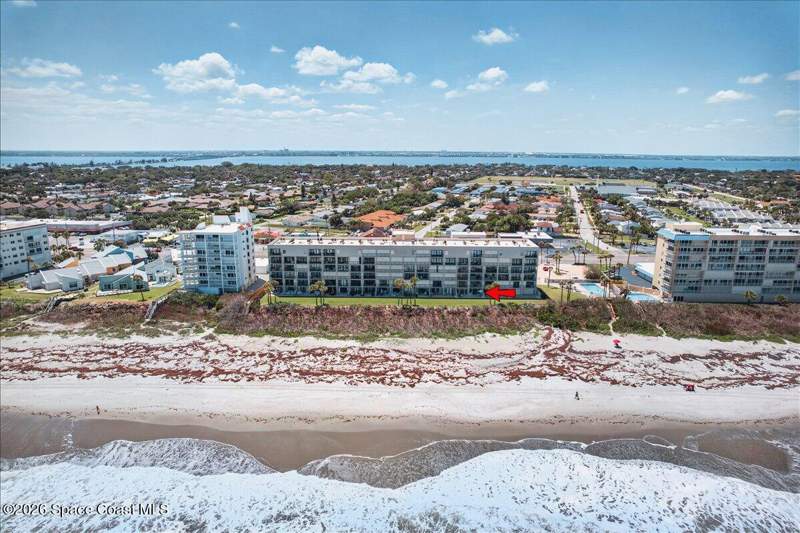 2 bedroom Condominium at 995 N Highway A1a #103, The Commodore Club Condo, Indialantic — photo 4