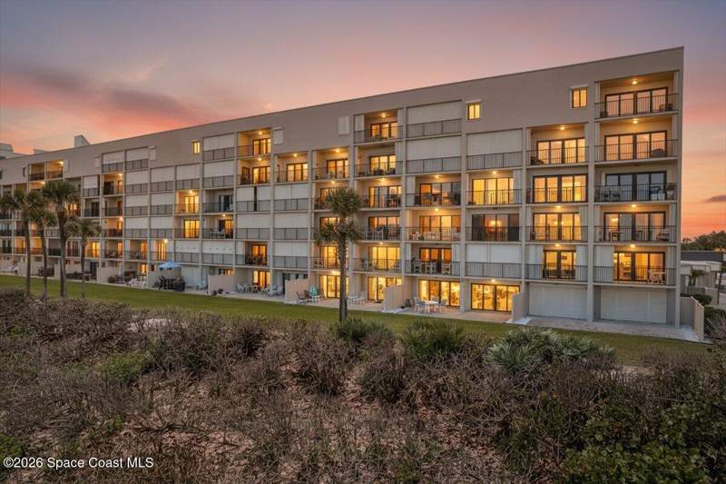 2 bedroom Condominium at 995 N Highway A1a #103, The Commodore Club Condo, Indialantic — photo 3