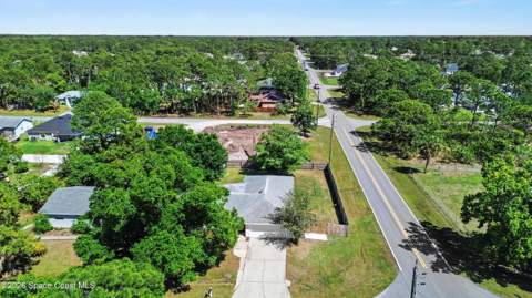 2169 Wagonwheel Avenue, Palm Bay FL - photo 6 of 36