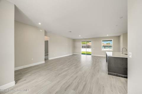 680 Londonderry Circle, Palm Bay FL - photo 12 of 73