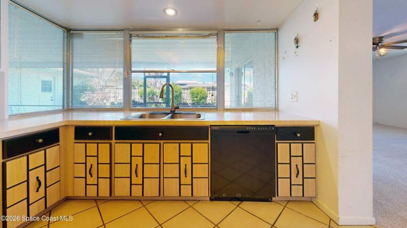 4 bedroom Single Family Residence at 3509 Hilltop Lane, Parkchester Unit 1, Cocoa — photo 4