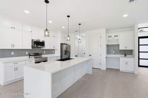 889 Reading Street, Palm Bay FL - photo 12 of 56