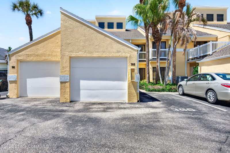 2 bedroom Condominium at 360 Lofts Drive, Waterside at Suntree Ph I, Melbourne — photo 1