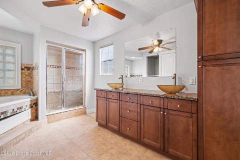4950 Blounts Ridge Road, Mims FL - photo 9 of 40
