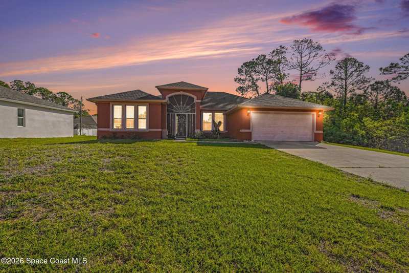 4 bedroom Single Family Residence at 3061 Eldron Boulevard, Port Malabar Unit 46, Palm Bay — photo 1