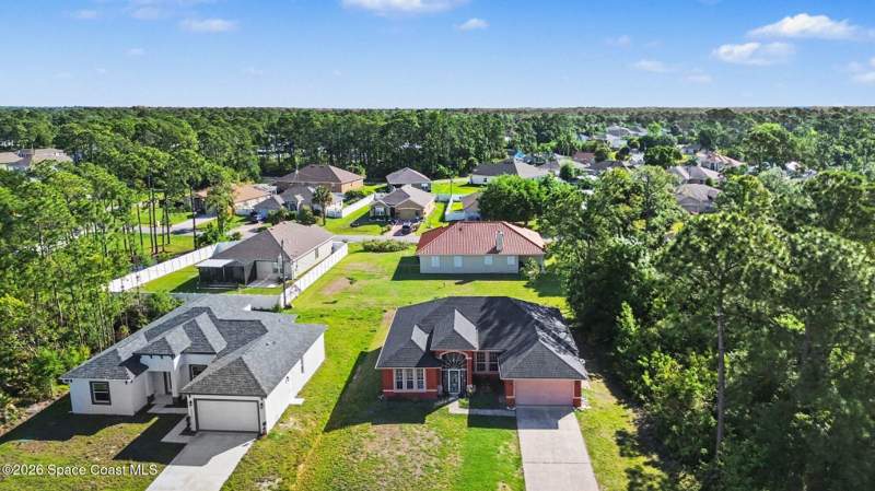 4 bedroom Single Family Residence at 3061 Eldron Boulevard, Port Malabar Unit 46, Palm Bay — photo 4