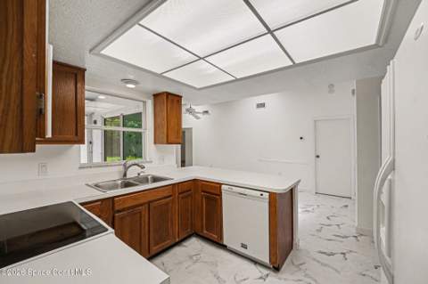 3916 Tanglewood Circle, Titusville FL - photo 8 of 31