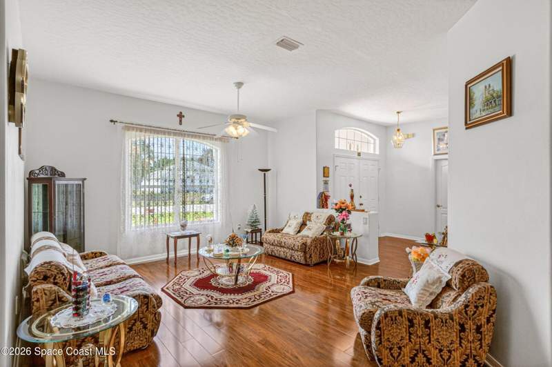 3 bedroom Single Family Residence at 785 SE Parsons Circle, Port Malabar Unit 50, Palm Bay — photo 4