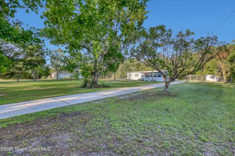 2540 Tuscany Drive, Mims FL - photo 6 of 51