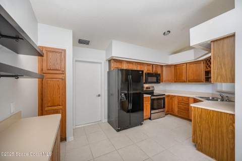 1551 Independence Avenue, Melbourne FL - photo 10 of 38