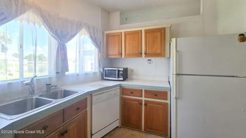 300 Beech Court, Cocoa FL - photo 9 of 45
