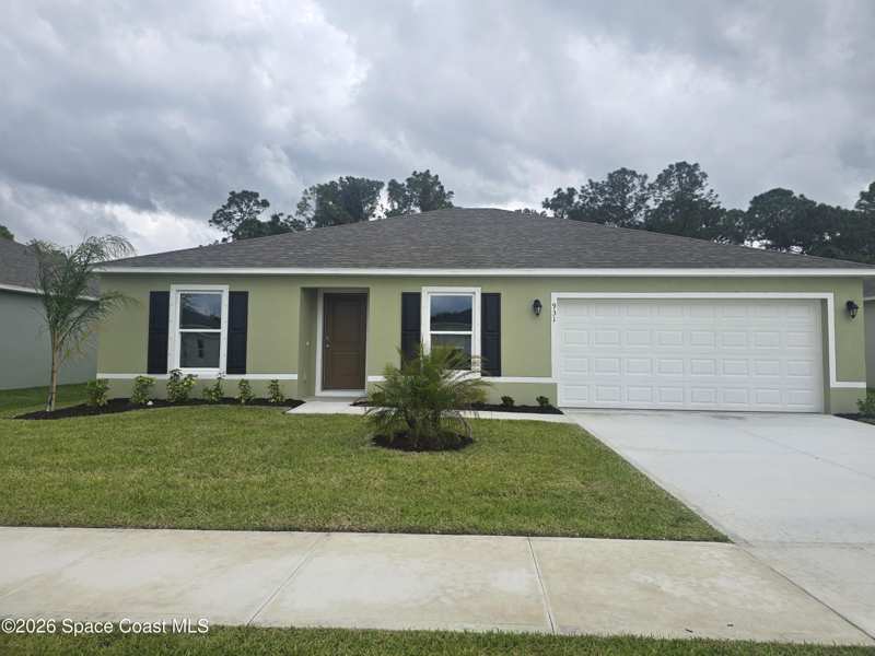 3 bedroom Single Family Residence at 931 SW Richmond Circle, Richmond Cove, Palm Bay — photo 1