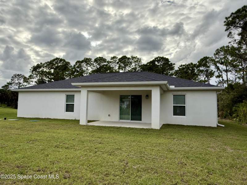 4 bedroom Single Family Residence at 581 Toynbee Road, Port Malabar Unit 20, Palm Bay — photo 2
